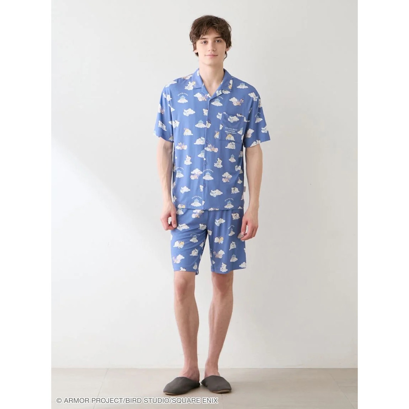 ジェラートピケ オム ドラクエ 総柄シャツ&ハーフパンツ ネイビー着用イメージ