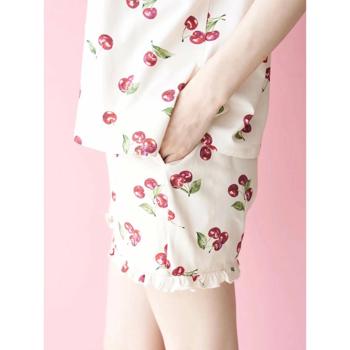 Moilis チェリーショートパンツのディテール