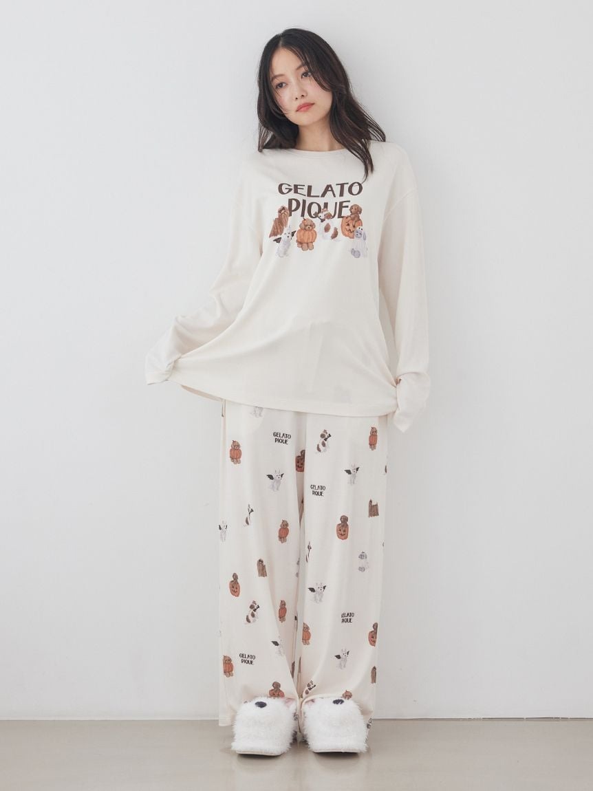 gelato pique ナイトパレードDOGSワンポイントロンT クリームを柄ロングパンツと合わせた着用イメージ