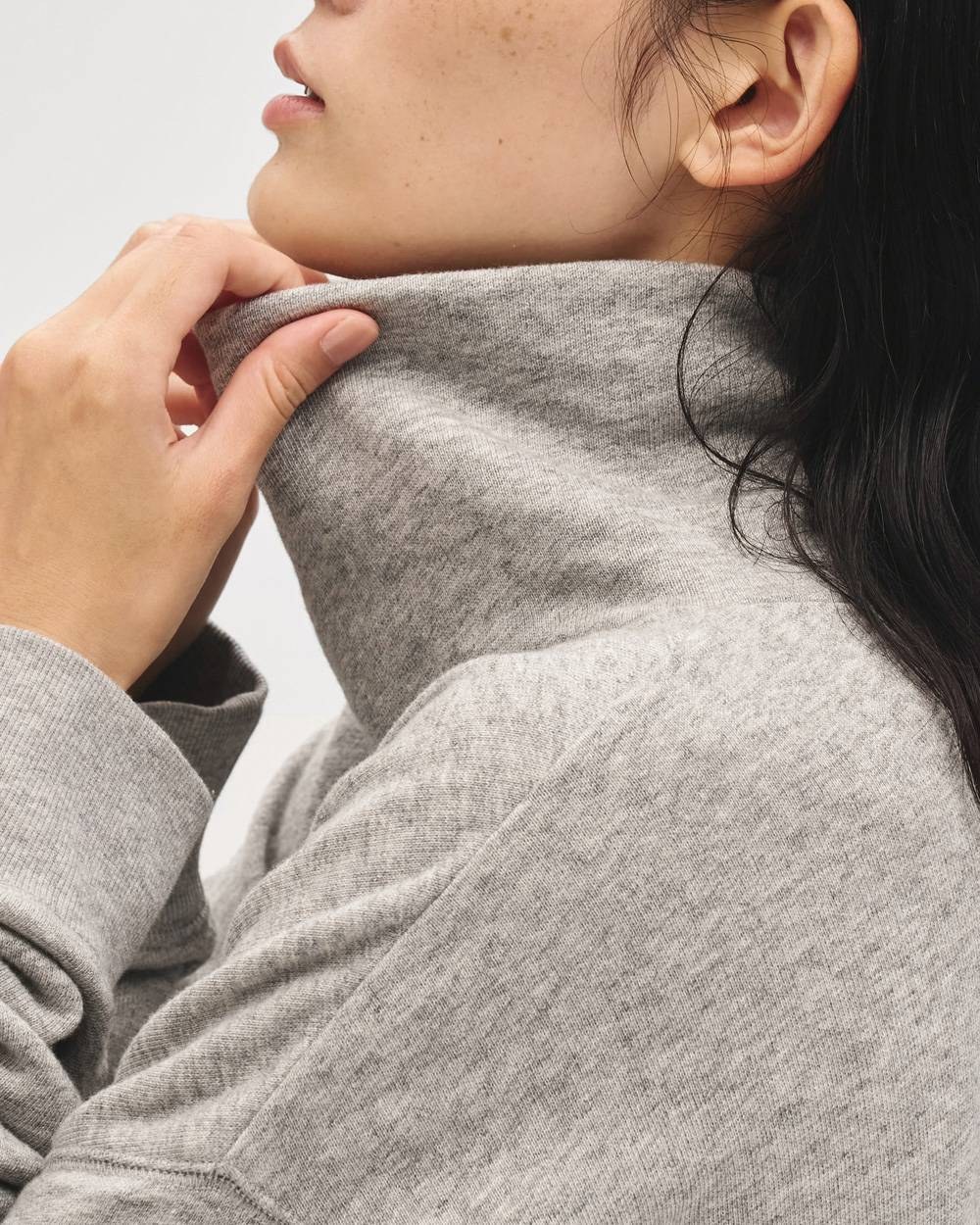 TODAYFUL Tompkins Turtle Sweat 着用