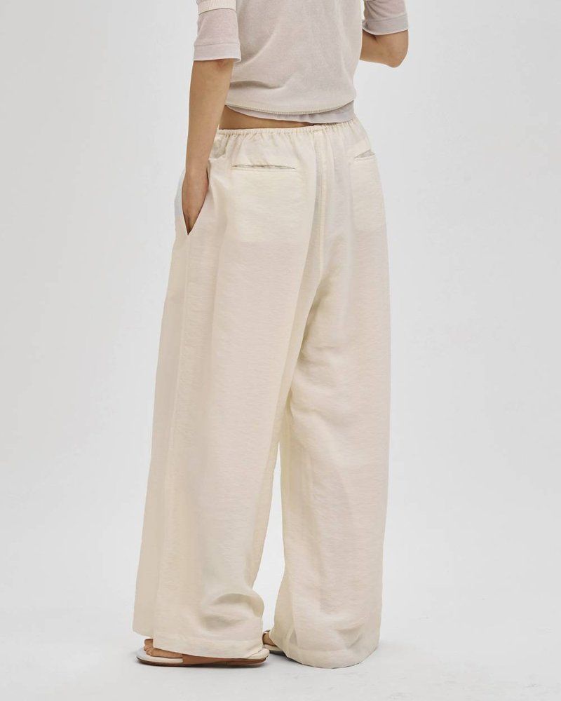 TODAYFUL Easy Sheer Pants コーディネート